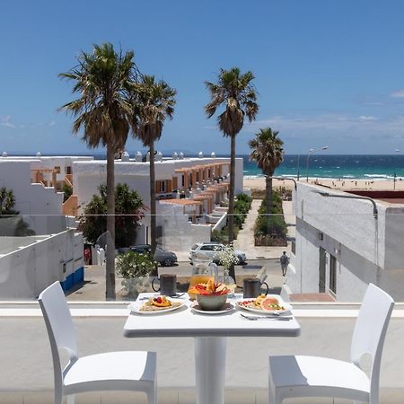 Beachfront Aqua Livingタリファ エクステリア 写真