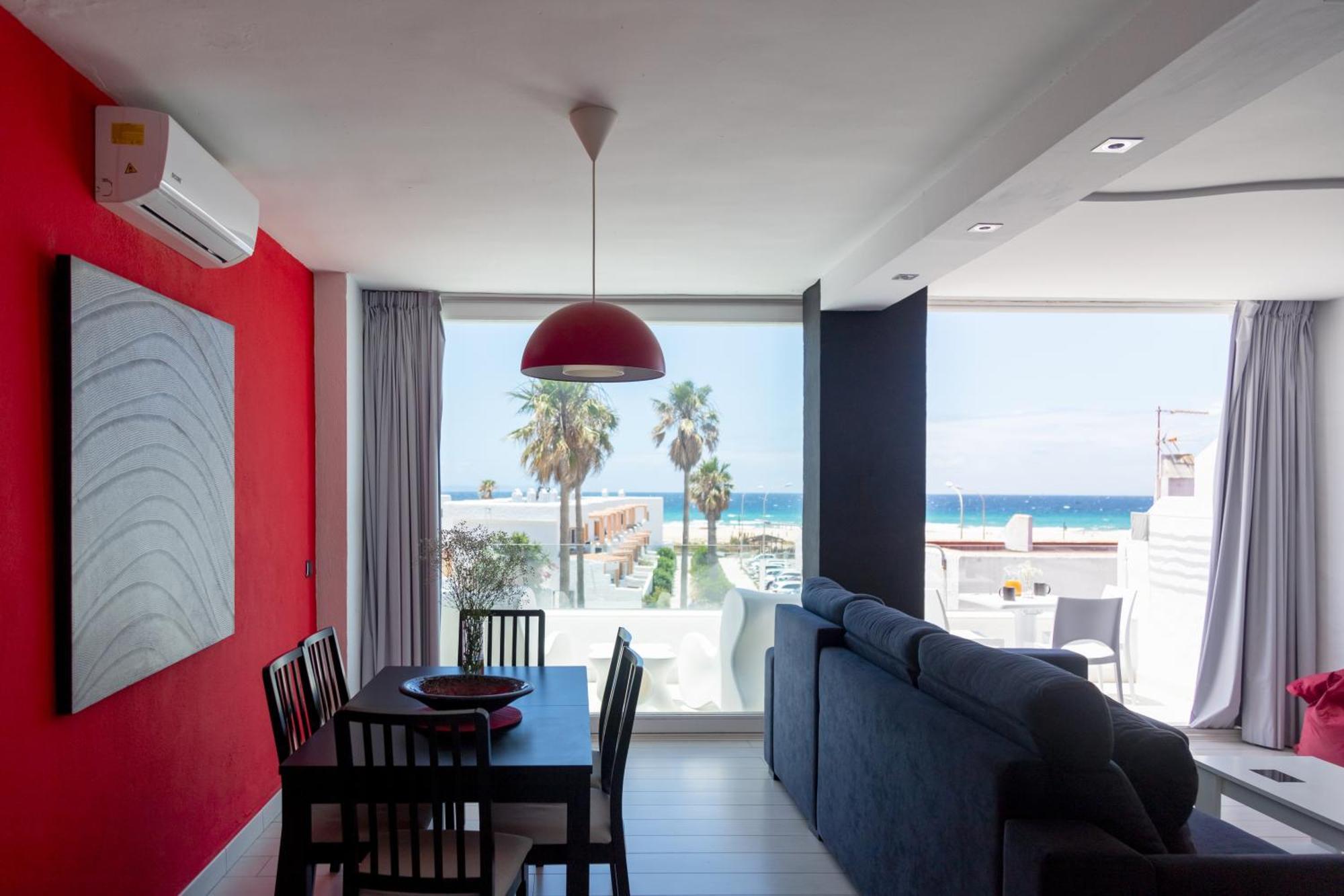 Beachfront Aqua Livingタリファ エクステリア 写真