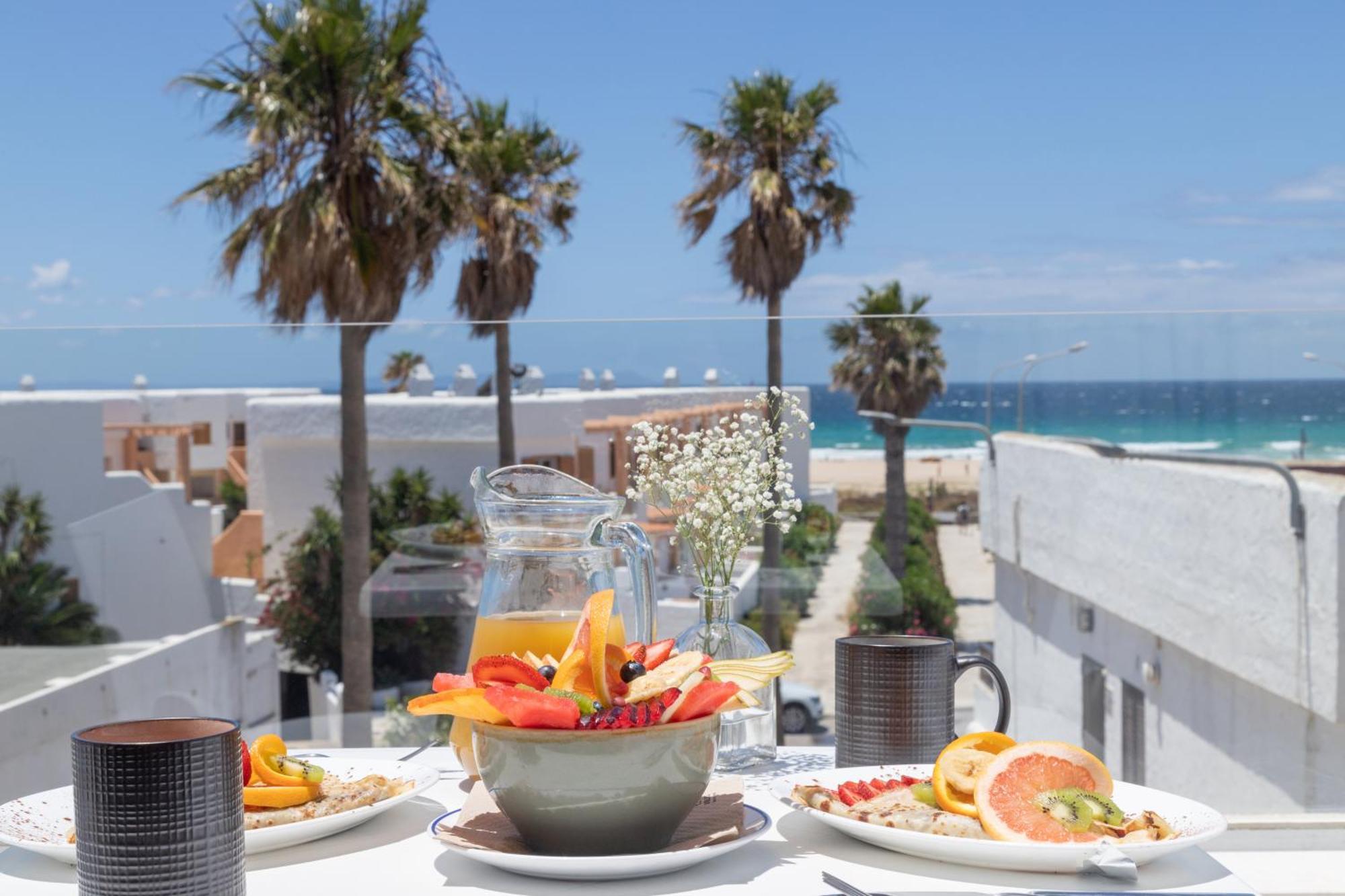 Beachfront Aqua Livingタリファ エクステリア 写真