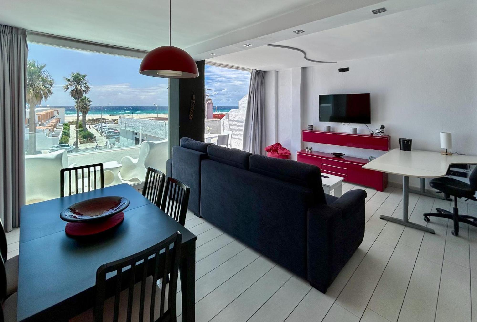 Beachfront Aqua Livingタリファ エクステリア 写真